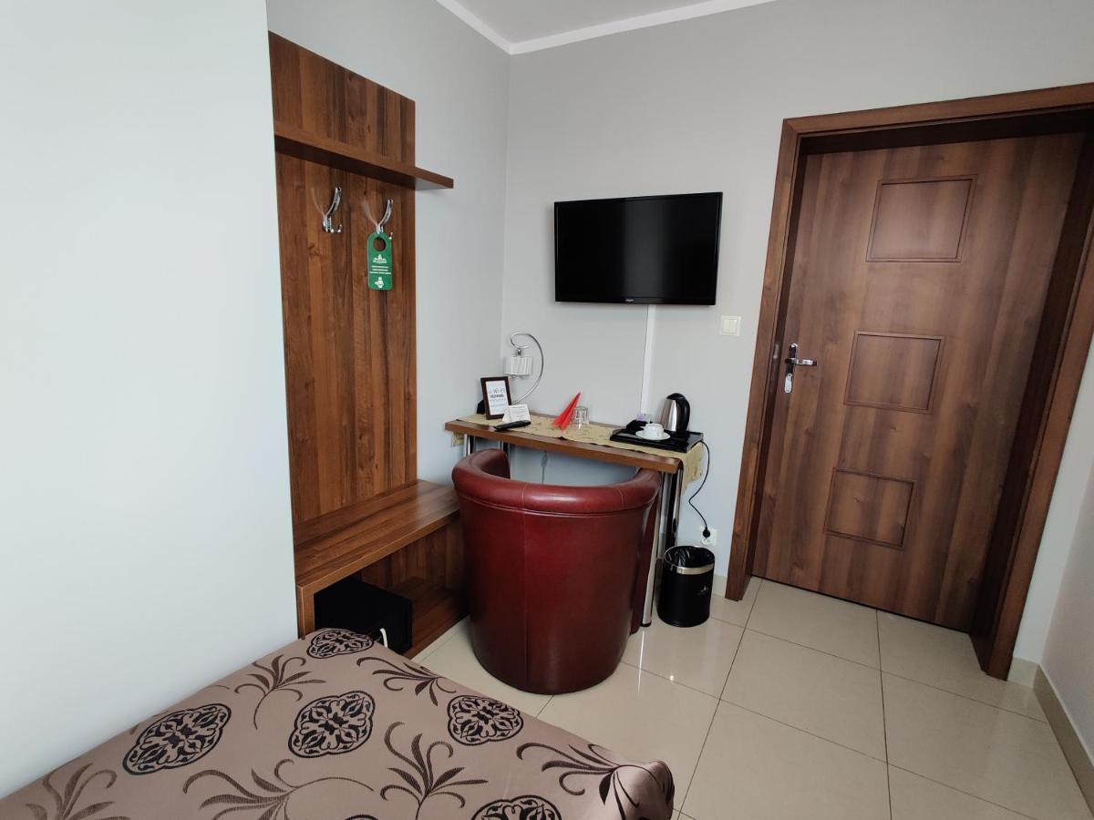 Belweder Aparthotel Porosly Bagian luar foto