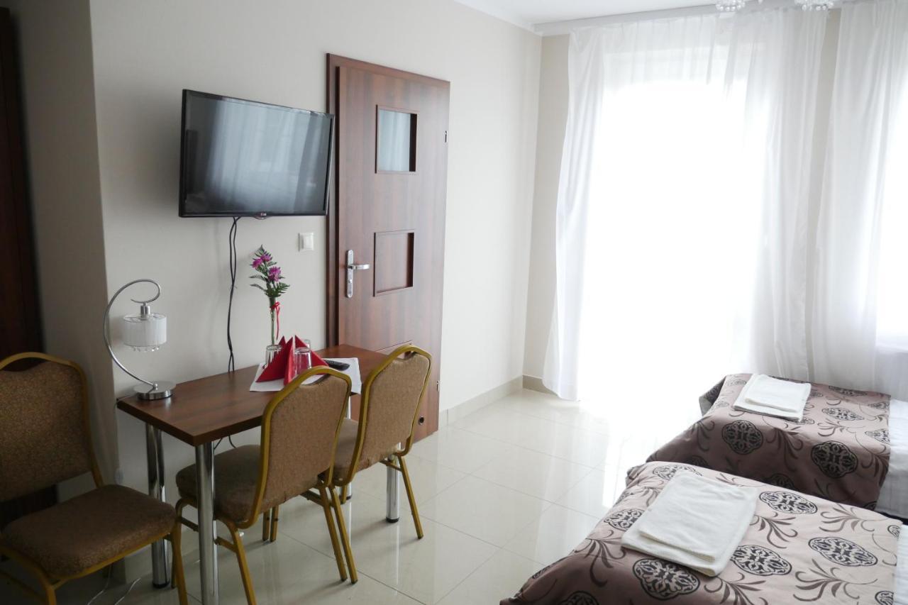 Belweder Aparthotel Porosly Bagian luar foto