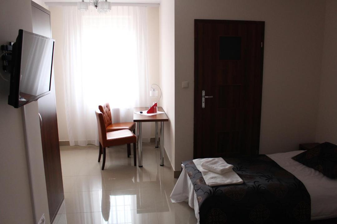 Belweder Aparthotel Porosly Bagian luar foto