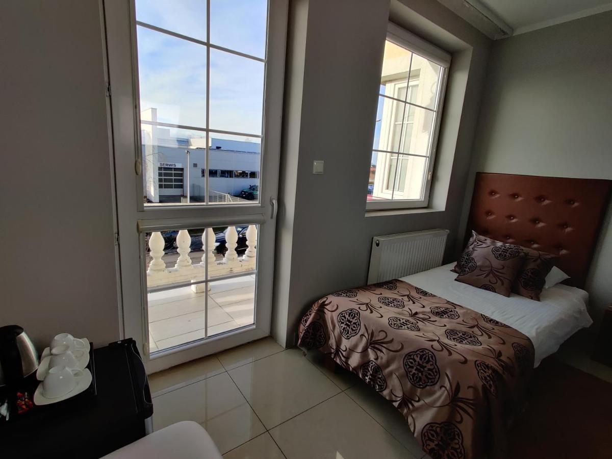 Belweder Aparthotel Porosly Bagian luar foto