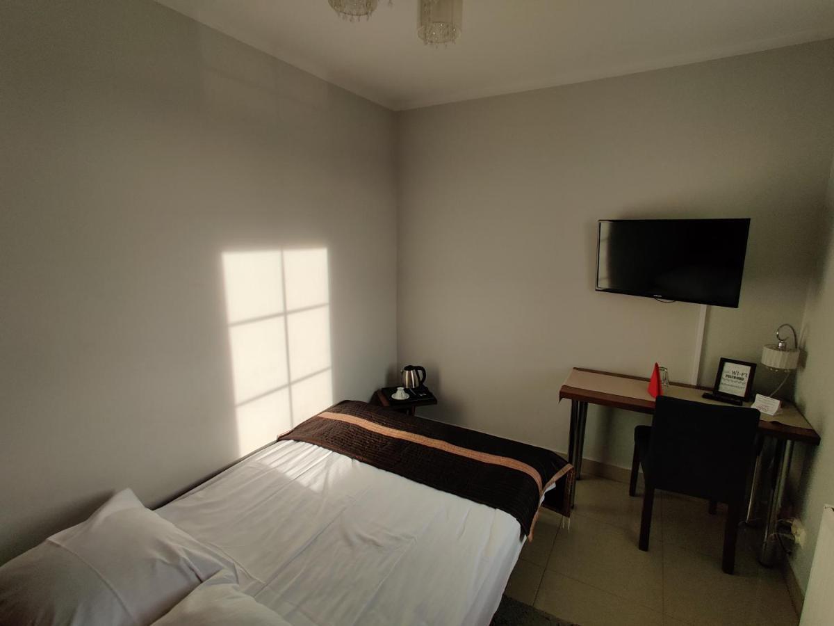Belweder Aparthotel Porosly Bagian luar foto