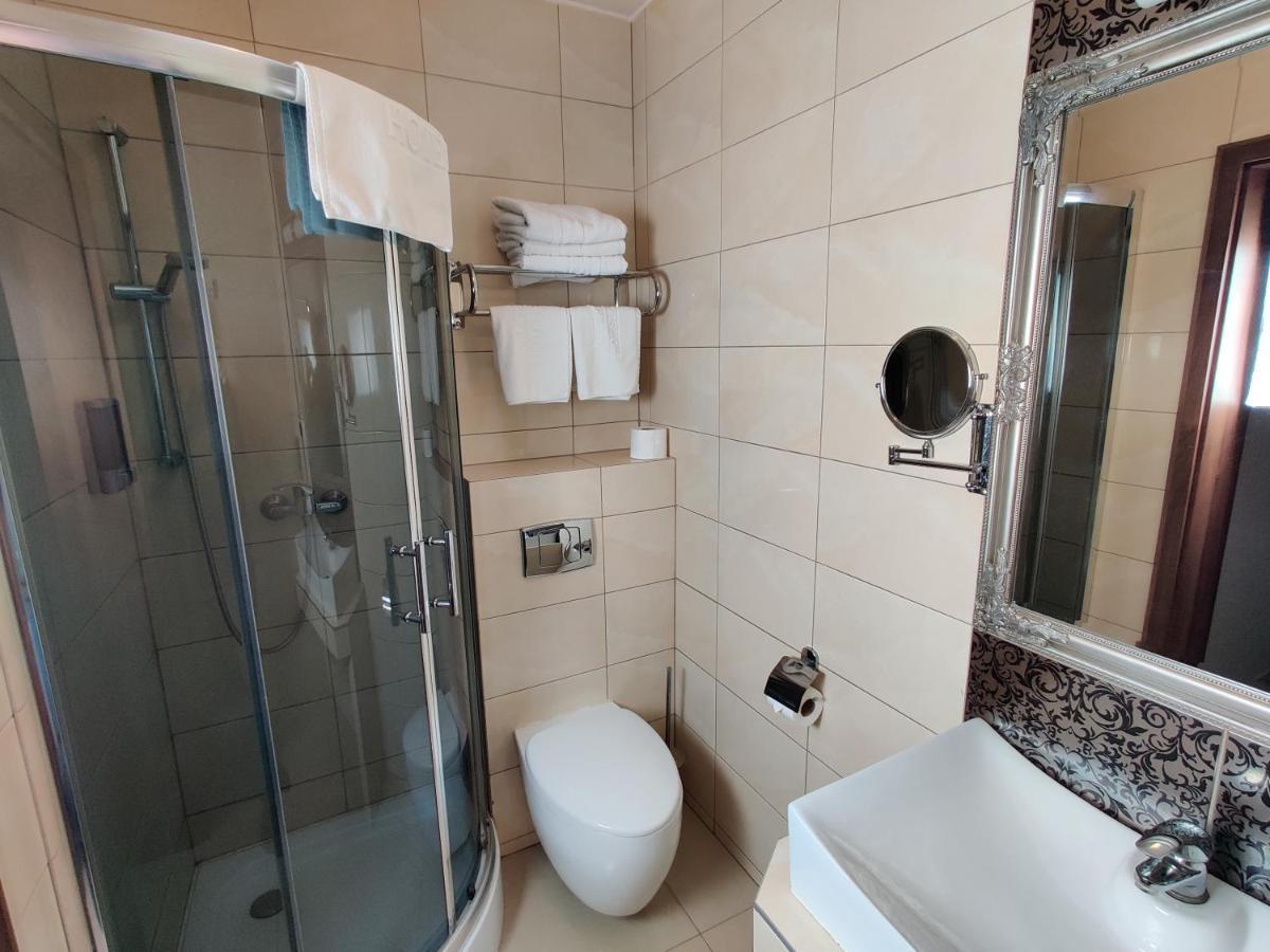 Belweder Aparthotel Porosly Bagian luar foto