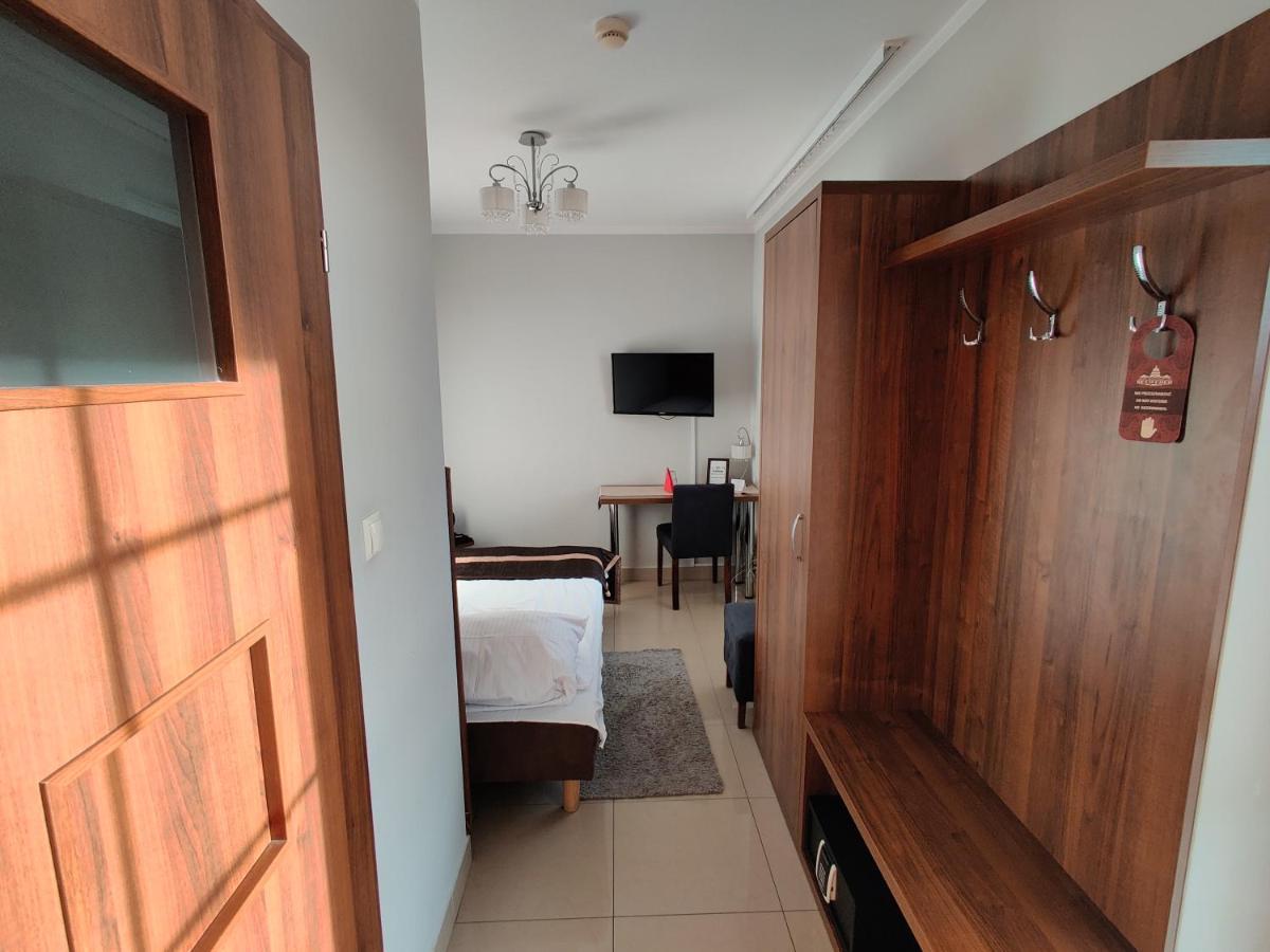Belweder Aparthotel Porosly Bagian luar foto