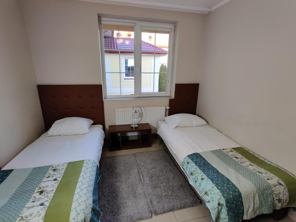 Belweder Aparthotel Porosly Bagian luar foto