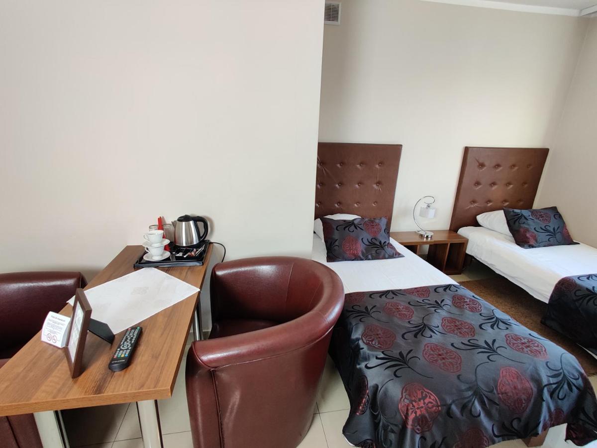 Belweder Aparthotel Porosly Bagian luar foto