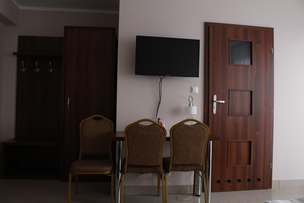 Belweder Aparthotel Porosly Ruang foto